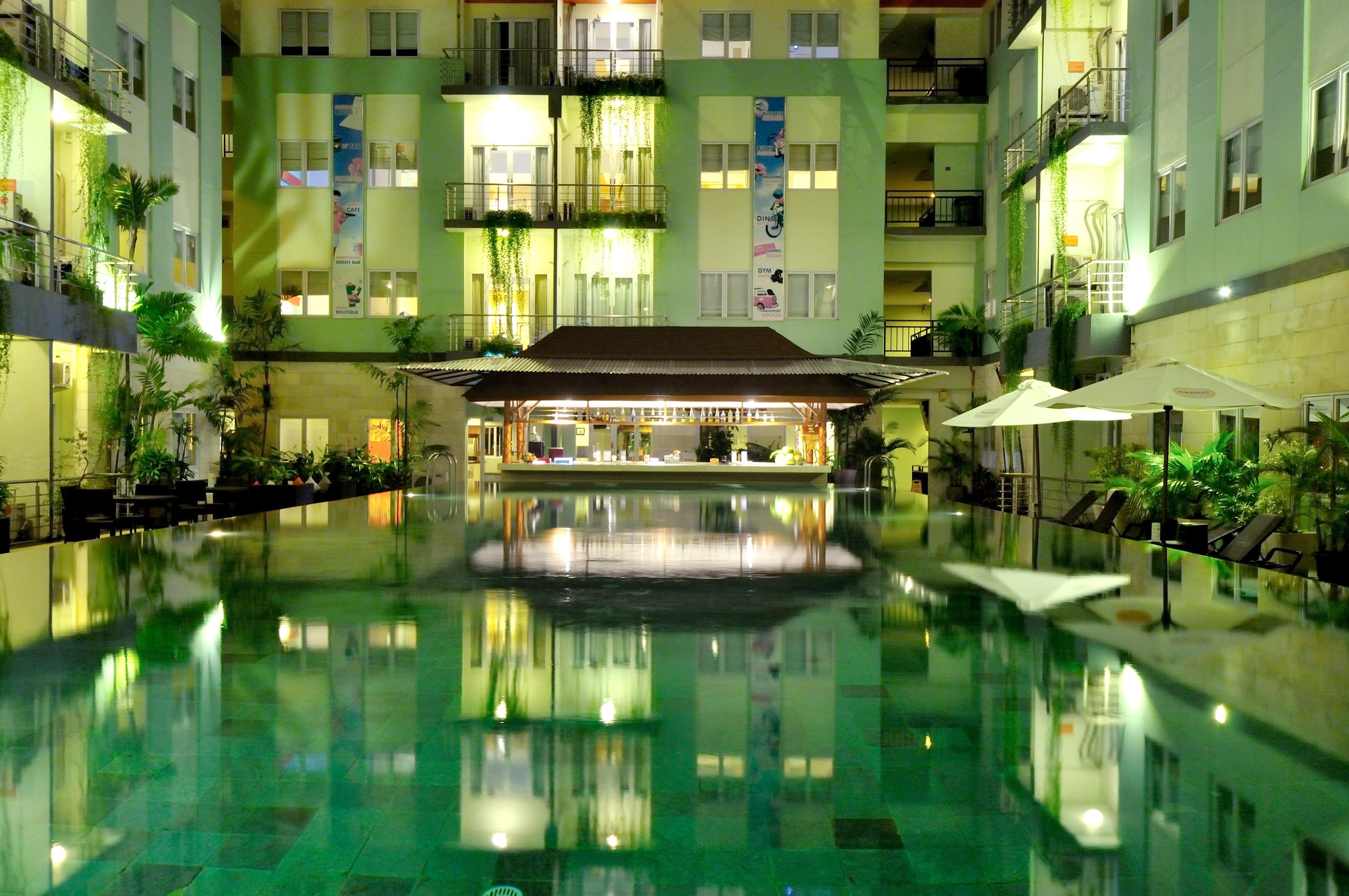 Harris Hotel & Residences Riverview Kuta, Bali Kuta  Exterior photo