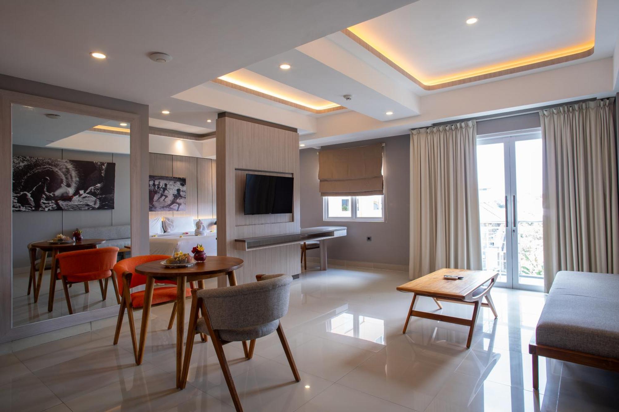 Harris Hotel & Residences Riverview Kuta, Bali Kuta  Exterior photo
