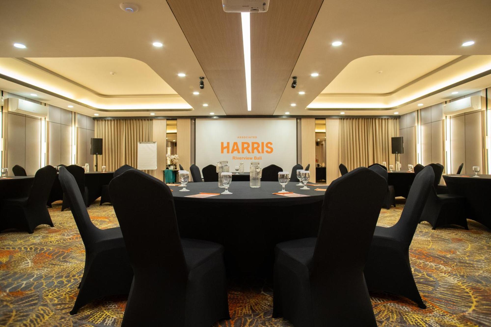 Harris Hotel & Residences Riverview Kuta, Bali Kuta  Exterior photo