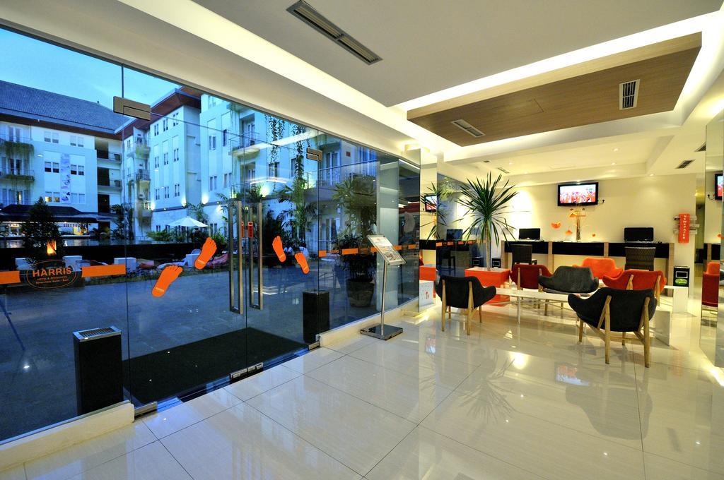 Harris Hotel & Residences Riverview Kuta, Bali Kuta  Exterior photo